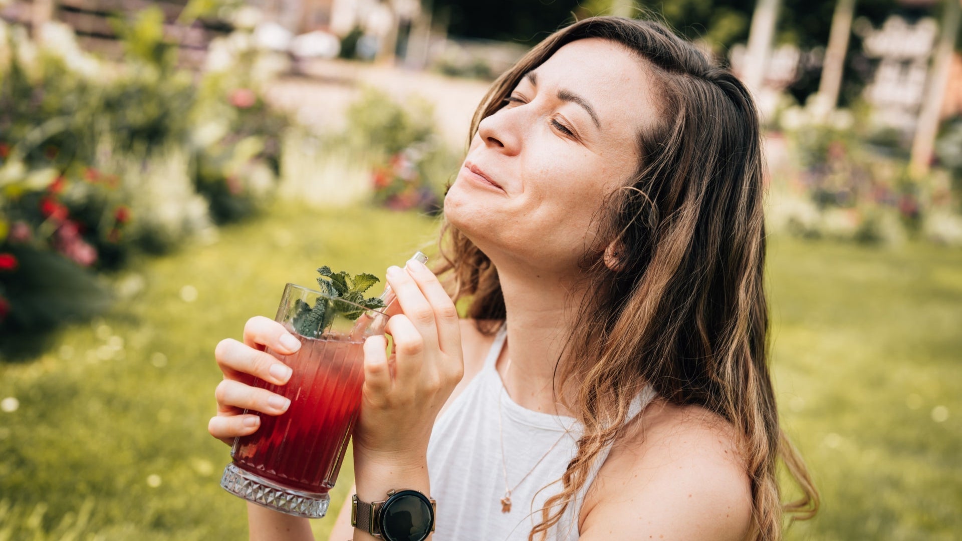 Himbeere Hibiskus Limo - einfach selbst gemacht!